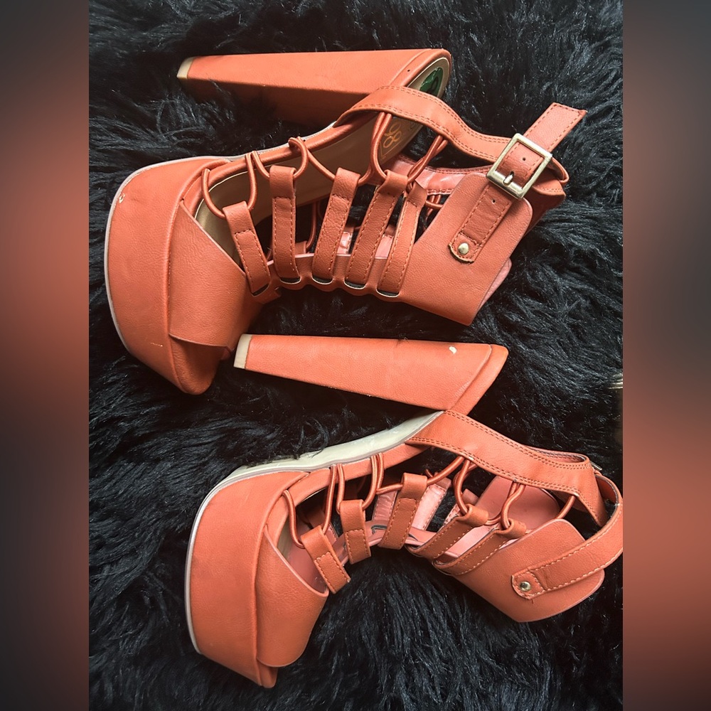 Speed Limit 98 Burnt Orange Strappy Heels - Picture 7 of 8